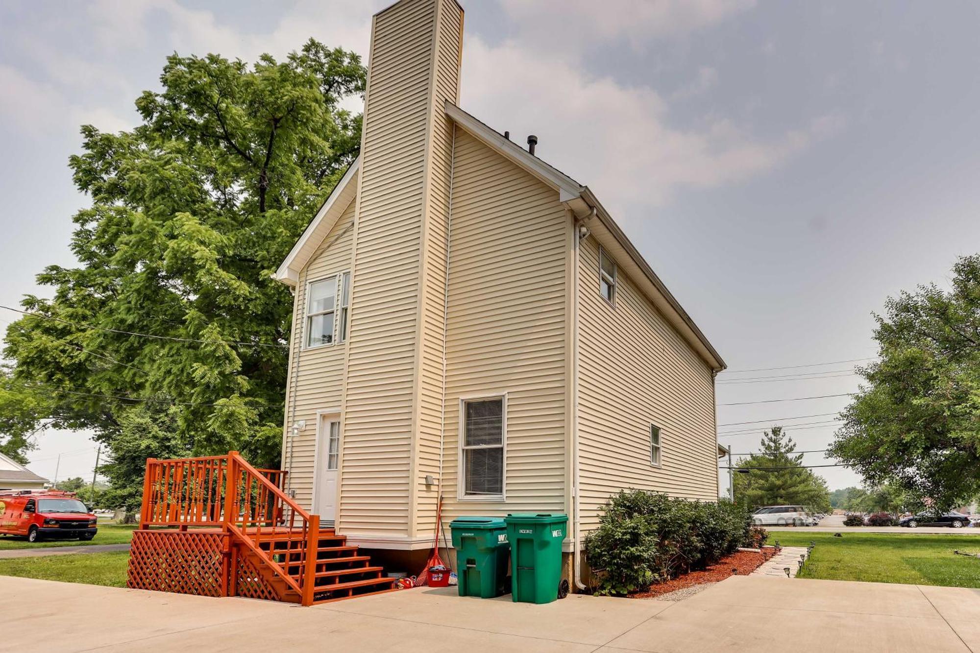 - Walk To Restaurants! Louisville-Jefferson County